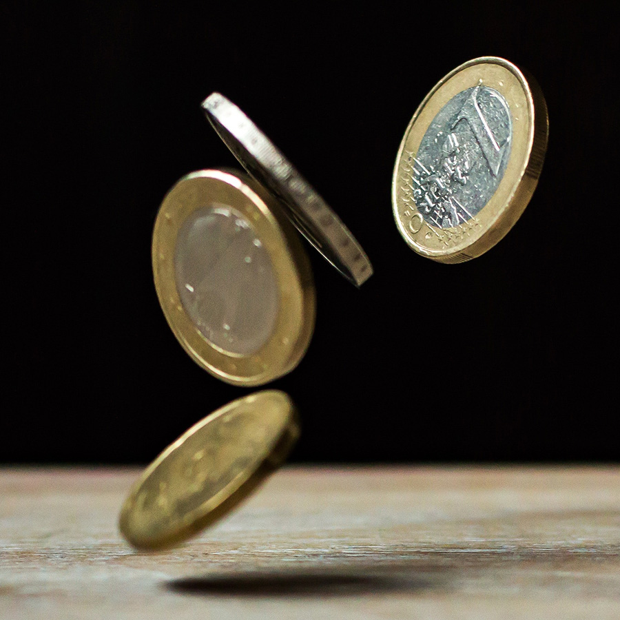 bezuinigingen en reorganisaties bezuinigingen en reorganisaties